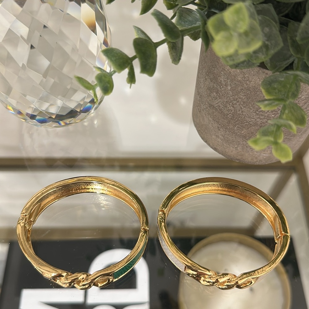 Cache Gold bangles - Picture 6 of 9